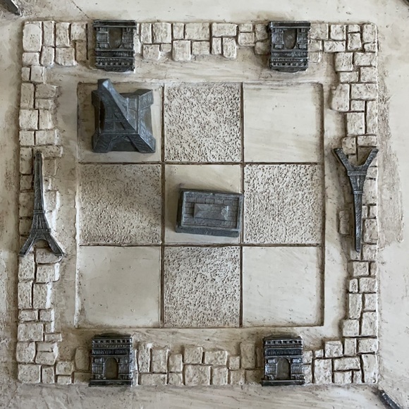 Hen Feathers Paris Checkers Set - Picture 11 of 15